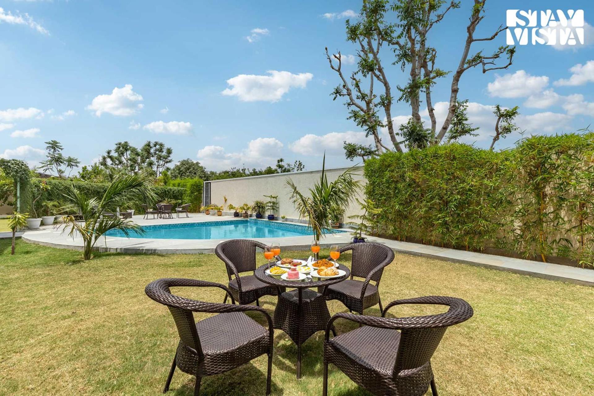 Free Birds Nest With Pvt Pool & Garden At Jaipur By Stayvista Exterior foto